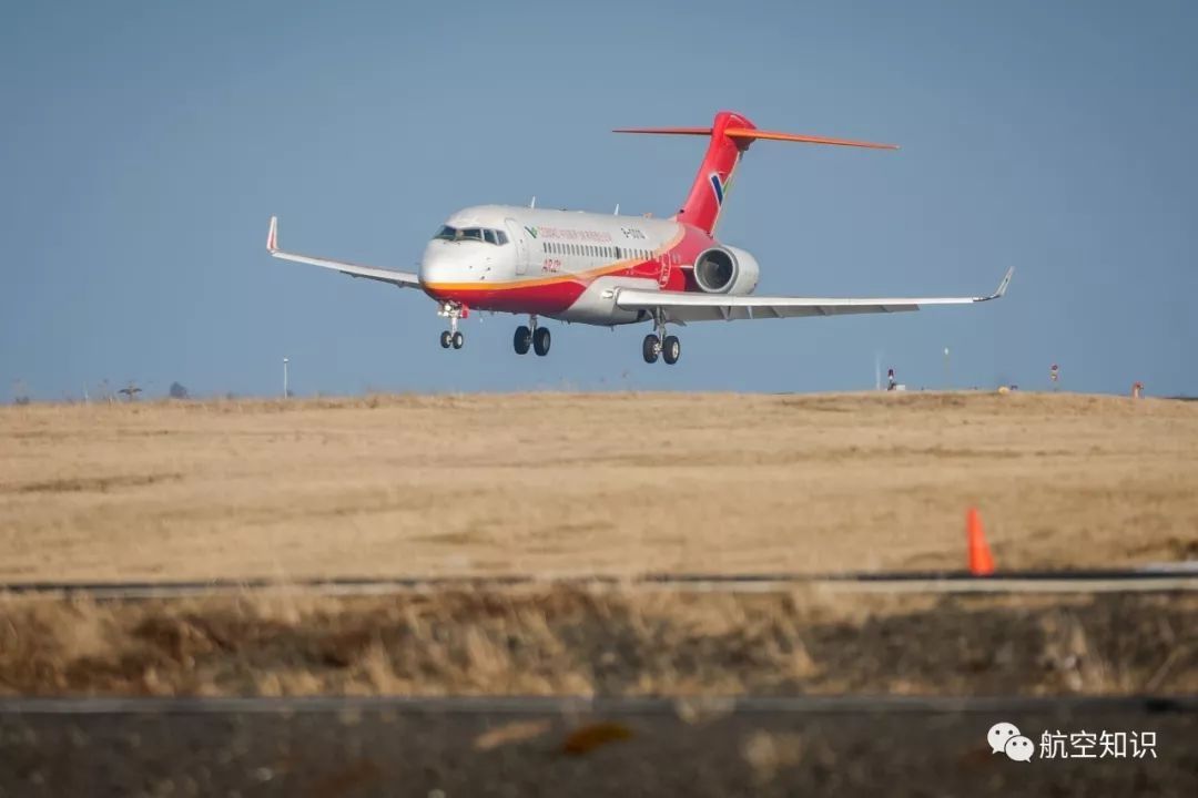 成功凯旋!ARJ21冰岛大侧风第一现场全景记录! 成功凯旋!ARJ21冰岛大侧风第一现场全景记录!